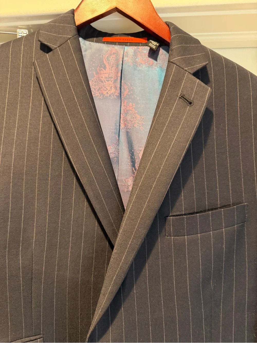 Ted Baker London No Ordinary Joe 100% Wool Navy Pinstripe Suit 42R 35x30